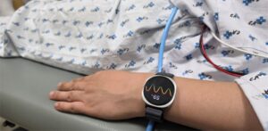 Samsung anunță o premieră mondială: o inovație care permite anticiparea episoadelor de leșin cu ajutorul Galaxy Watch